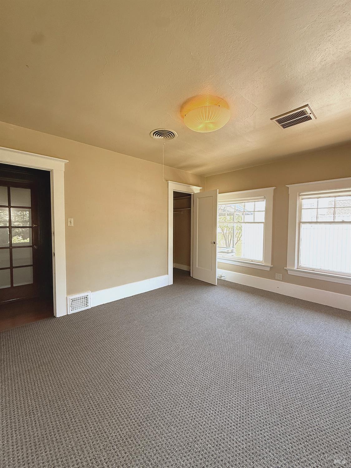 215 W Standley Street Ukiah CA 95482