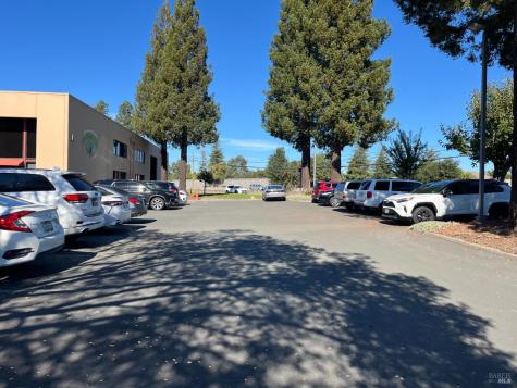 7646 Bell Road Windsor CA 95492