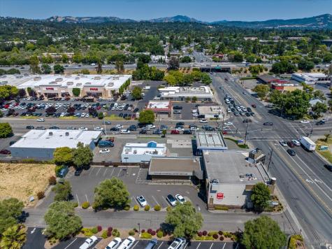 1125 W Steele Lane Santa Rosa CA 95403