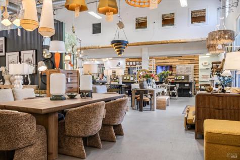 1125 W Steele Lane Santa Rosa CA 95403