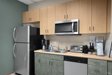 3785 Brickway Boulevard Santa Rosa CA 95403