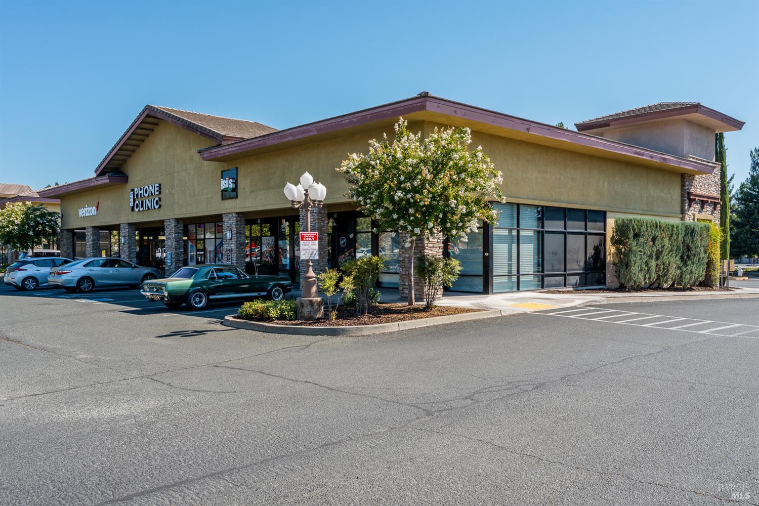 1212-1214 Airport Park Boulevard Ukiah CA 95482