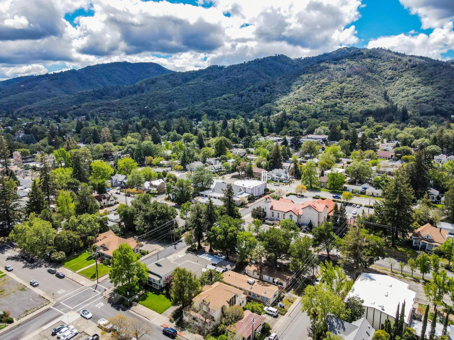 413 W Standley Street Ukiah CA 95482