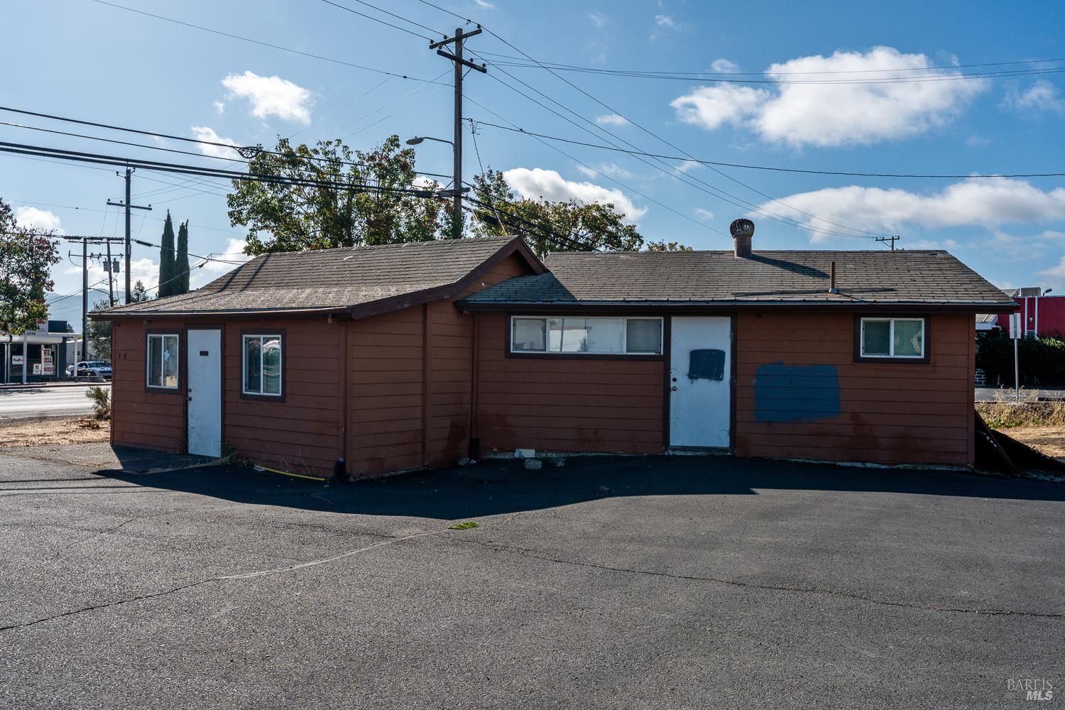1128 S State Street Ukiah CA 95482