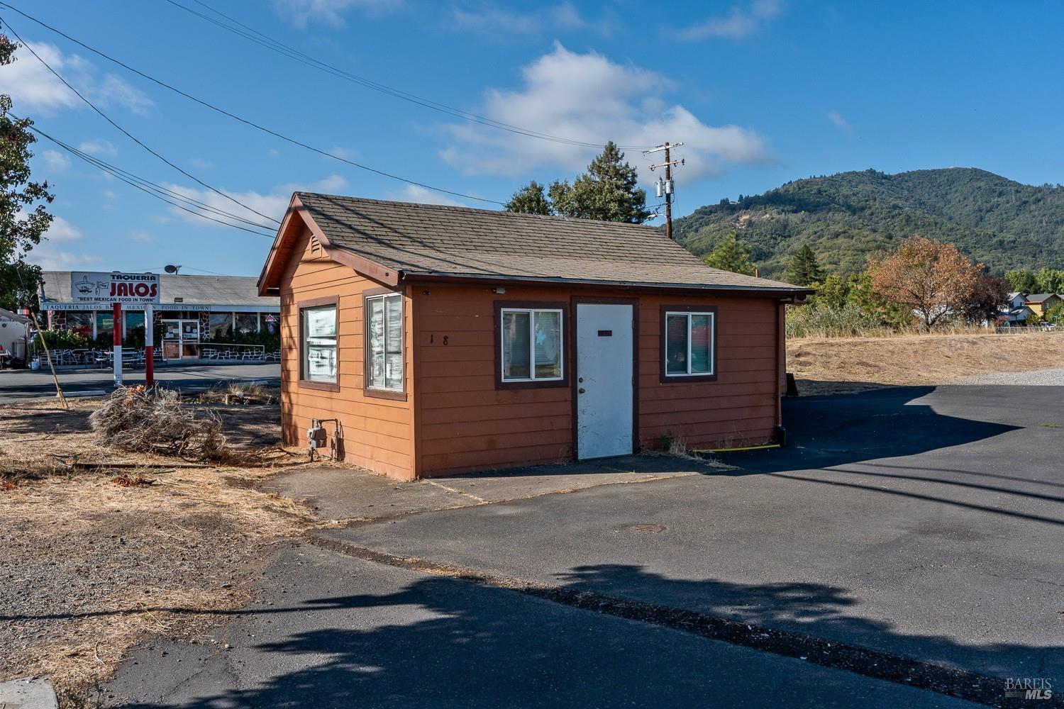 1128 S State Street Ukiah CA 95482
