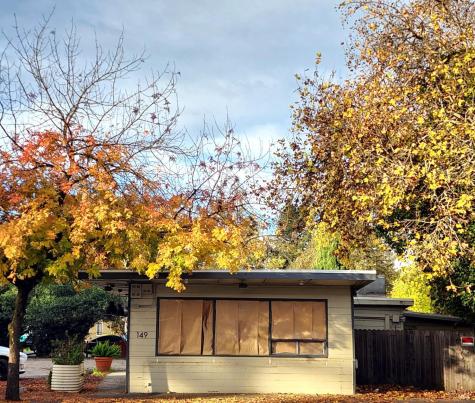 149 Healdsburg Avenue Healdsburg CA 95448