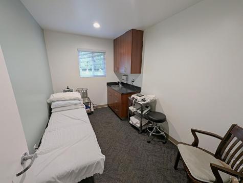465 March Avenue Healdsburg CA 95448
