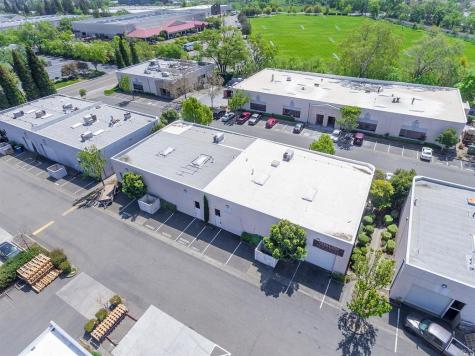 7975 Cameron Drive Windsor CA 95492