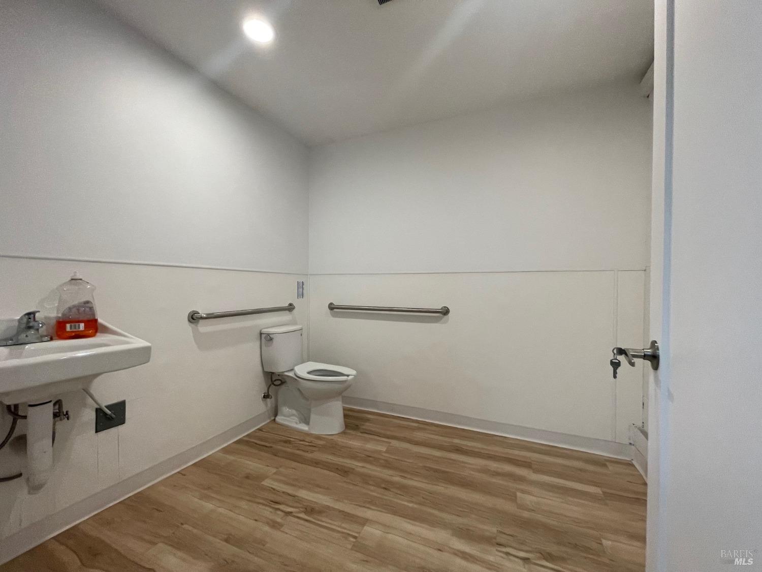 705-713 Amador Street Vallejo CA 94590