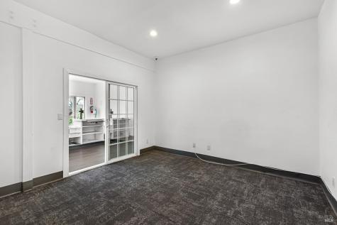 1089 Santa Rosa Avenue Santa Rosa CA 95404