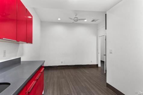 1089 Santa Rosa Avenue Santa Rosa CA 95404