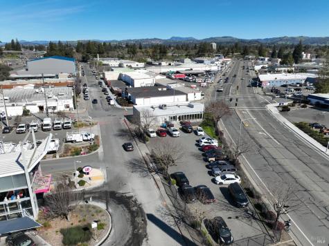 1089 Santa Rosa Avenue Santa Rosa CA 95404
