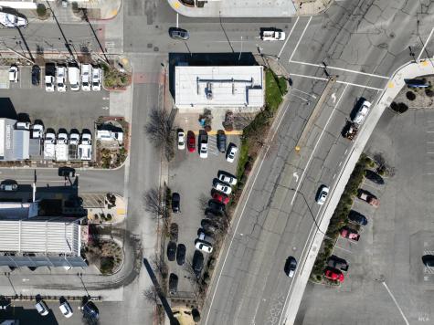 1089 Santa Rosa Avenue Santa Rosa CA 95404