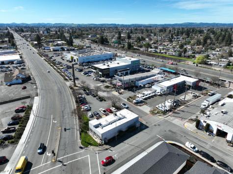 1089 Santa Rosa Avenue Santa Rosa CA 95404