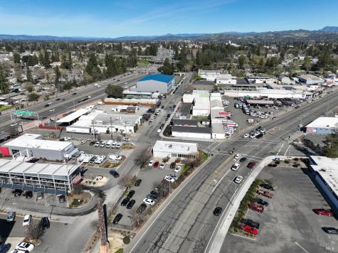 1089 Santa Rosa Avenue Santa Rosa CA 95404