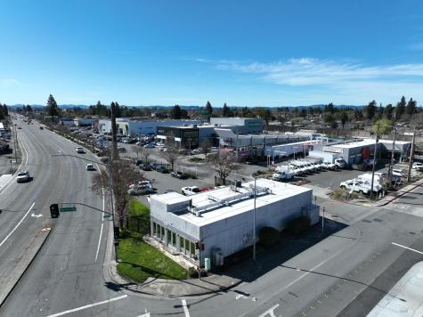 1089 Santa Rosa Avenue Santa Rosa CA 95404