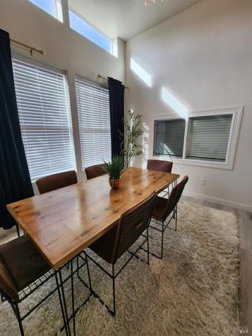 567 David Clayton Lane Windsor CA 95492