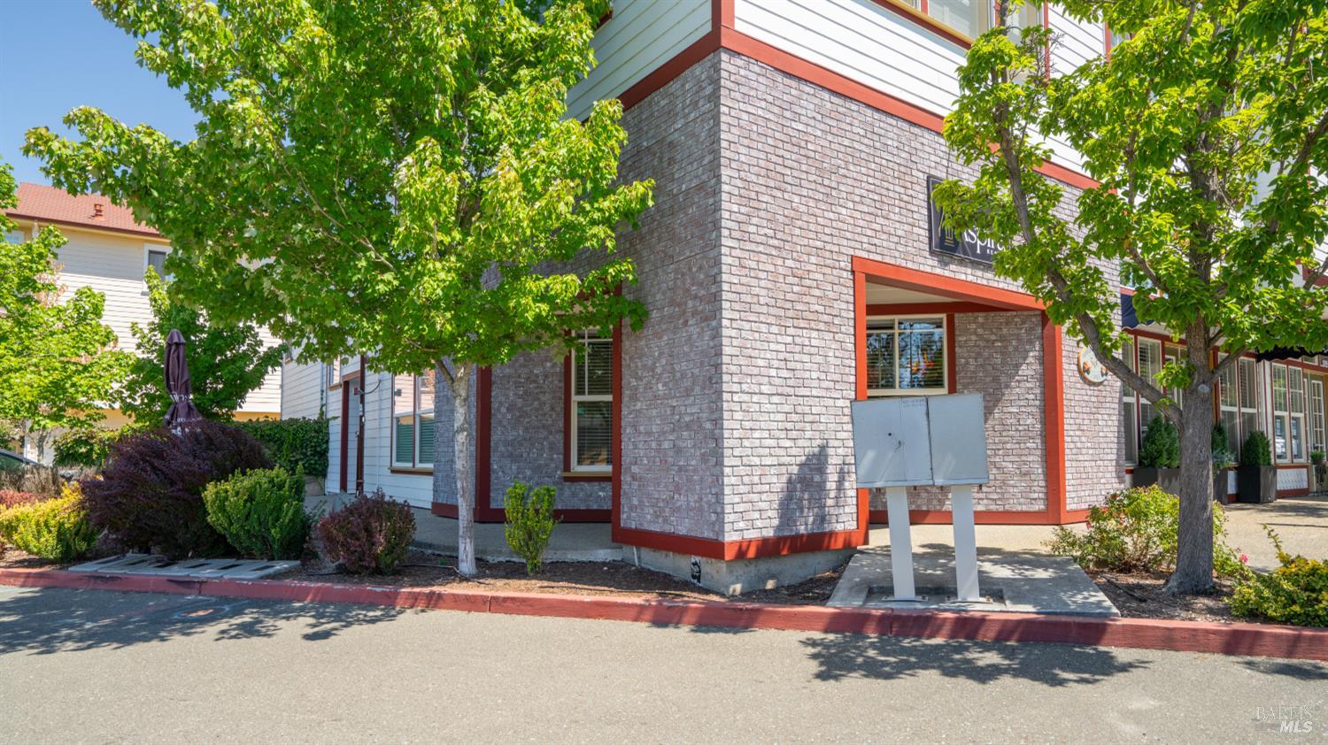 567 David Clayton Lane Windsor CA 95492