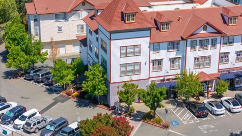 567 David Clayton Lane Windsor CA 95492