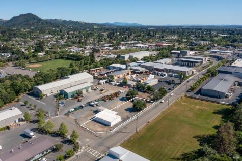 1500 Grove Street Healdsburg CA 95448