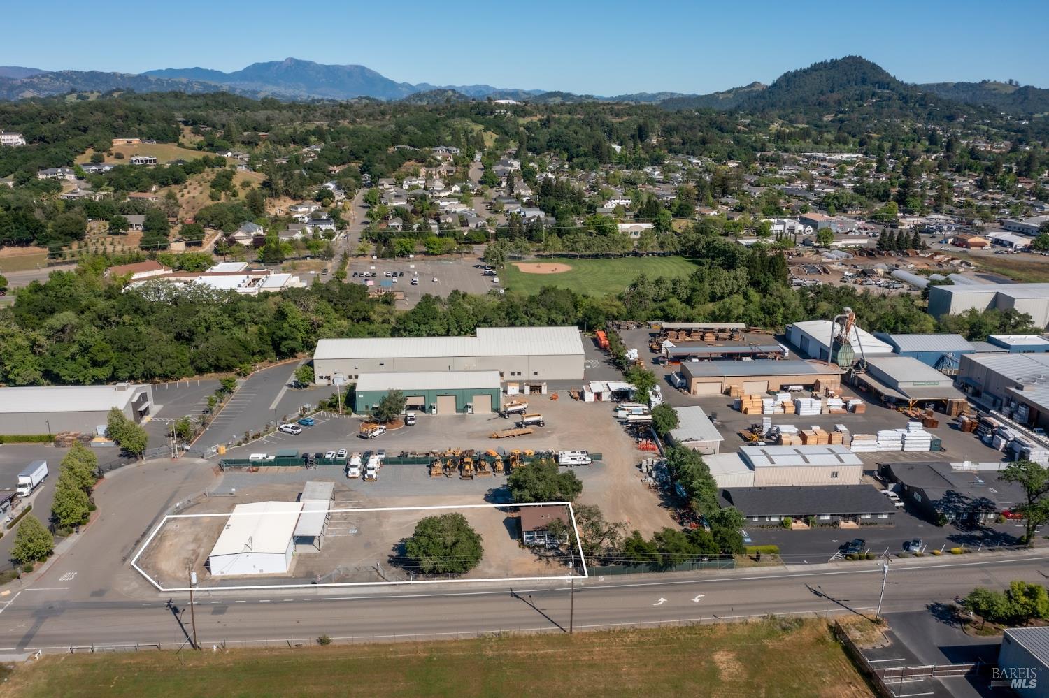1500 Grove Street Healdsburg CA 95448
