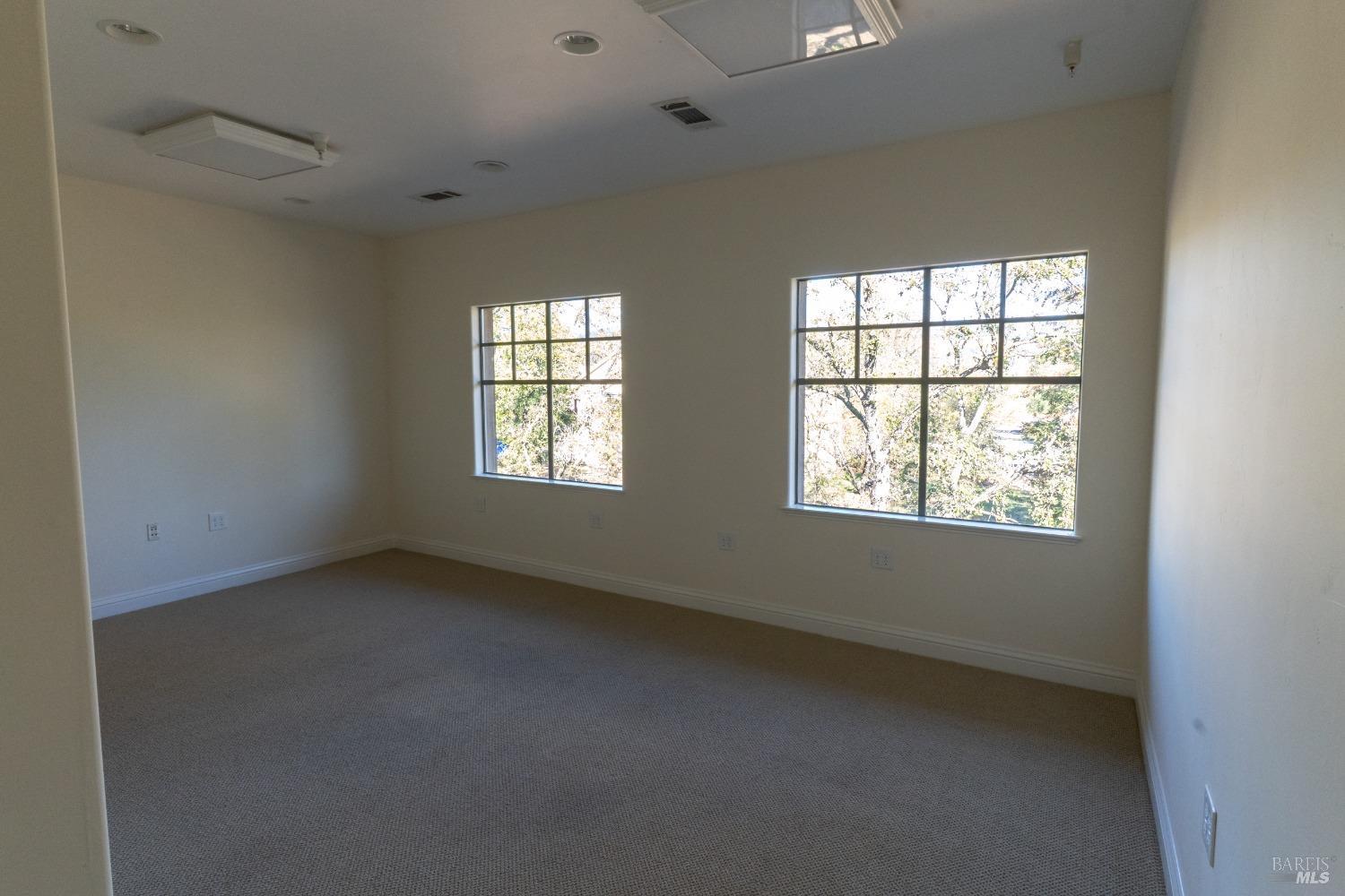 1050 Adams Street St. Helena CA 94574