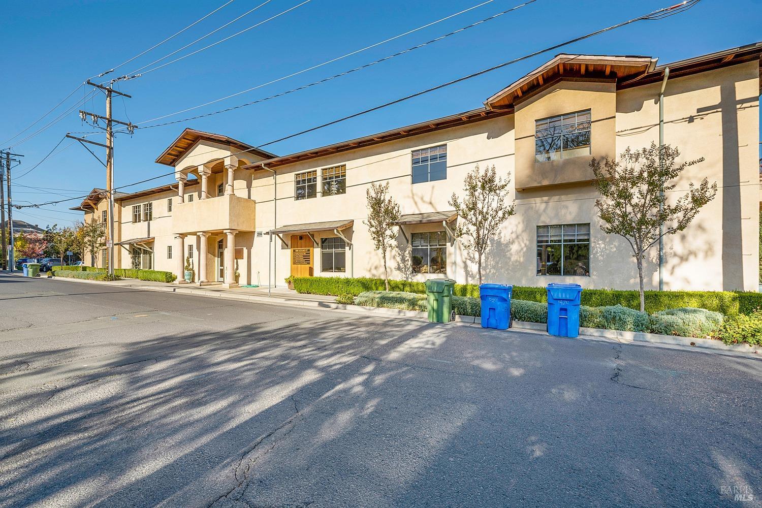 1050 Adams Street St. Helena CA 94574
