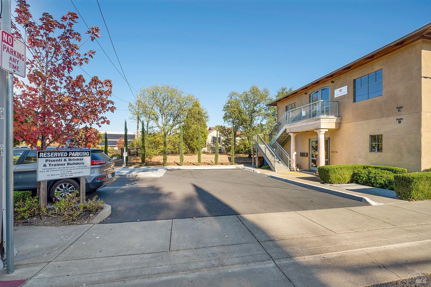 1050 Adams Street St. Helena CA 94574