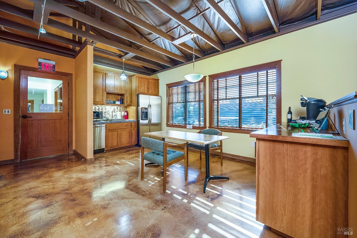 1050 Adams Street St. Helena CA 94574