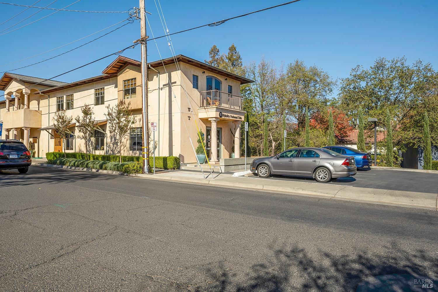 1050 Adams Street St. Helena CA 94574