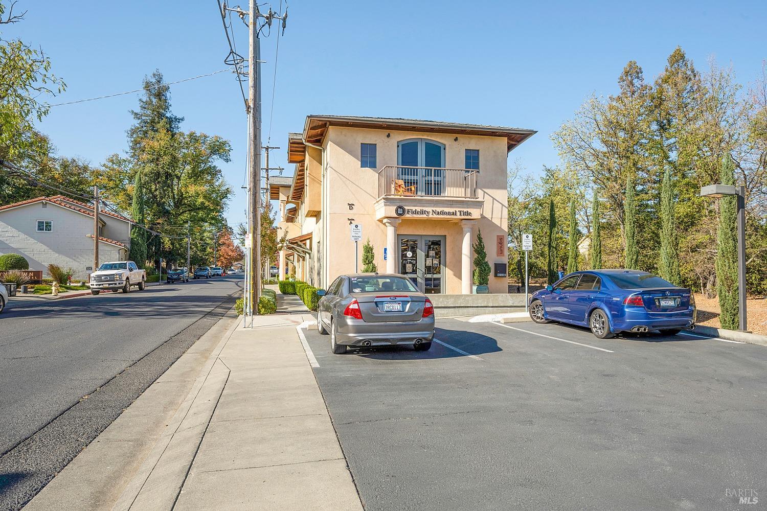1050 Adams Street St. Helena CA 94574