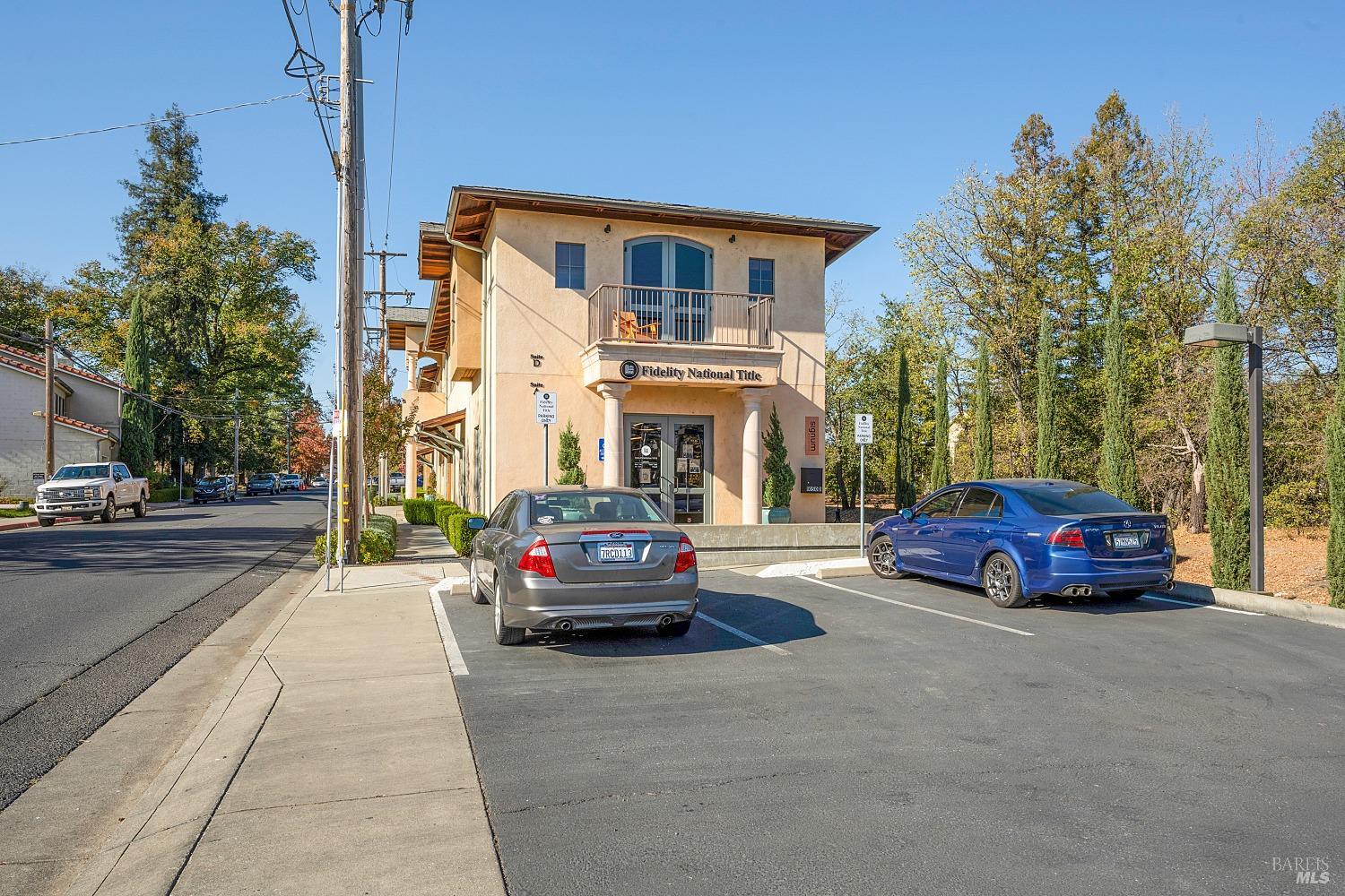 1050 Adams Street St. Helena CA 94574