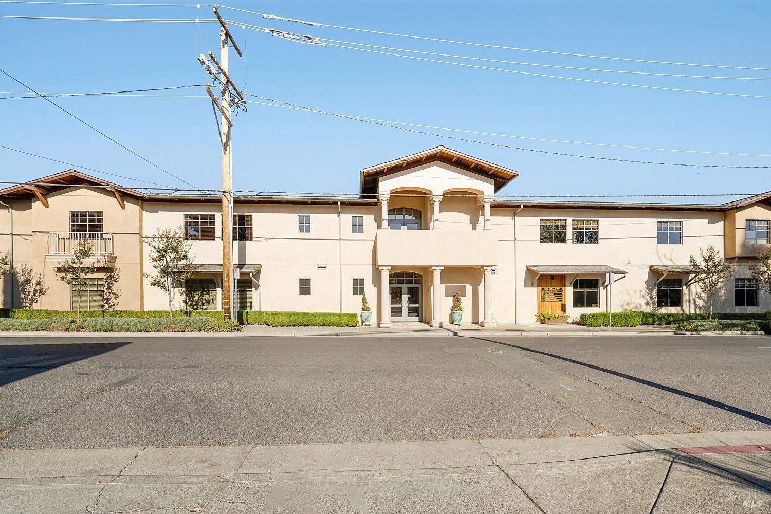 1050 Adams Street St. Helena CA 94574