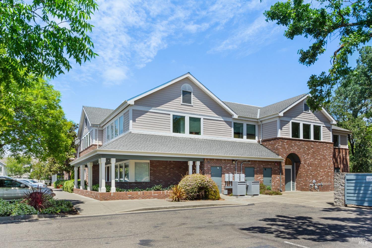 8911 Lakewood Drive Windsor CA 94592
