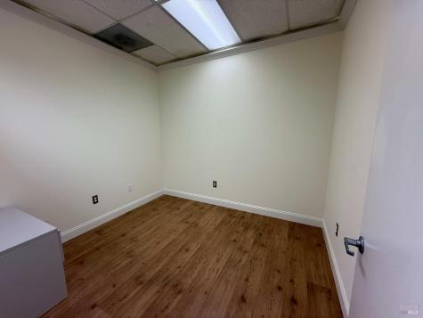 8911 Lakewood Drive Windsor CA 95492