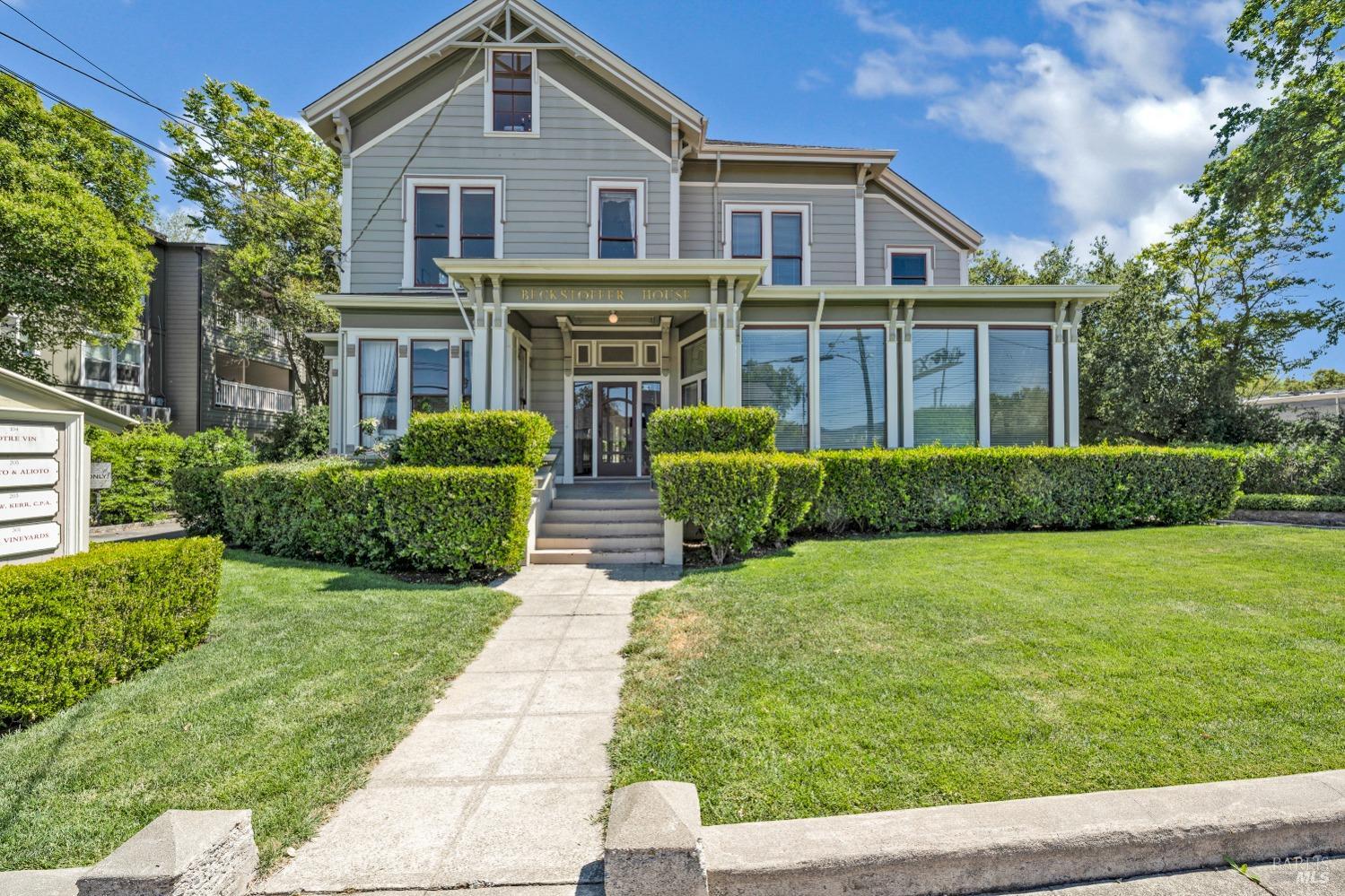 1127 Pope Street St. Helena CA 94574