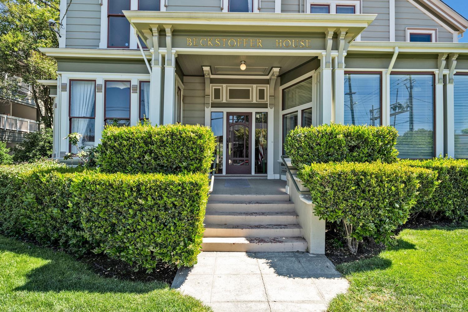 1127 Pope Street St. Helena CA 94574