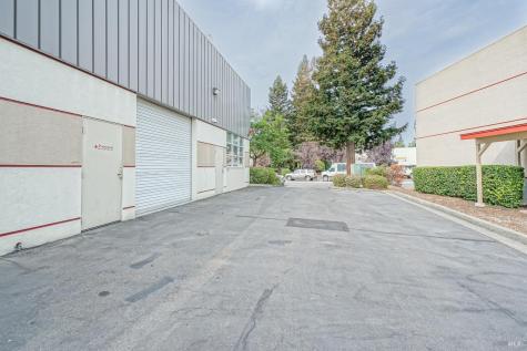 5256 Aero Drive Santa Rosa CA 95403