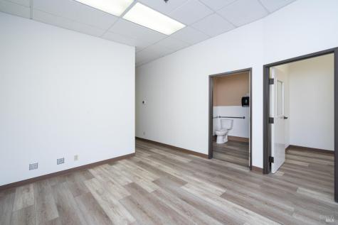 5256 Aero Drive Santa Rosa CA 95403