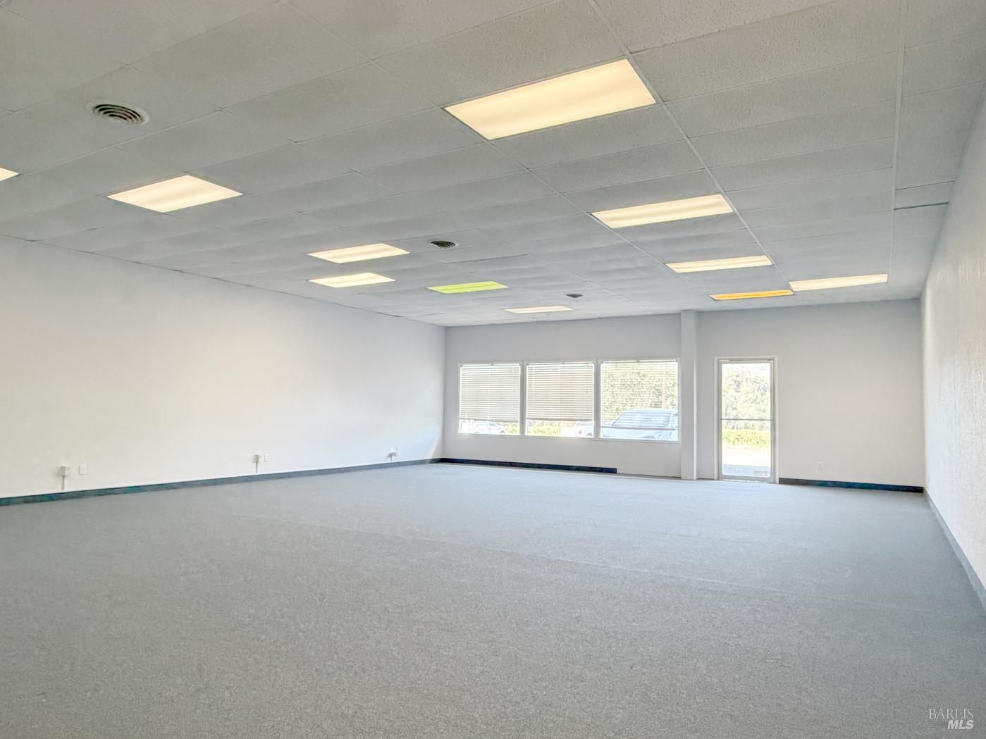 6951 East Road Redwood Valley CA 95470