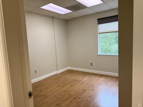 8911 Lakewood Drive Windsor CA 95492