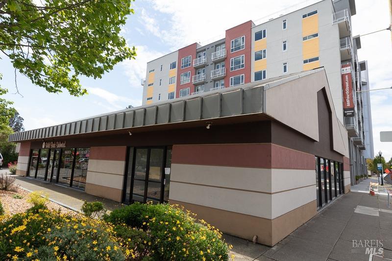 900 4th Street Santa Rosa CA 95404