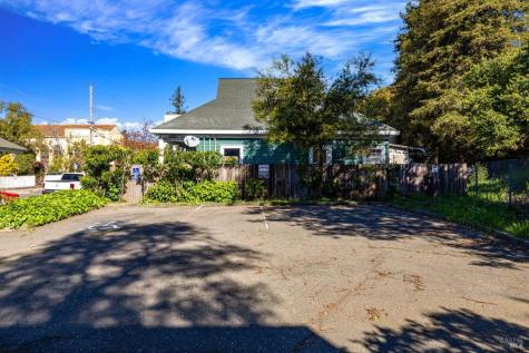 610 Davis Street Santa Rosa CA 95401