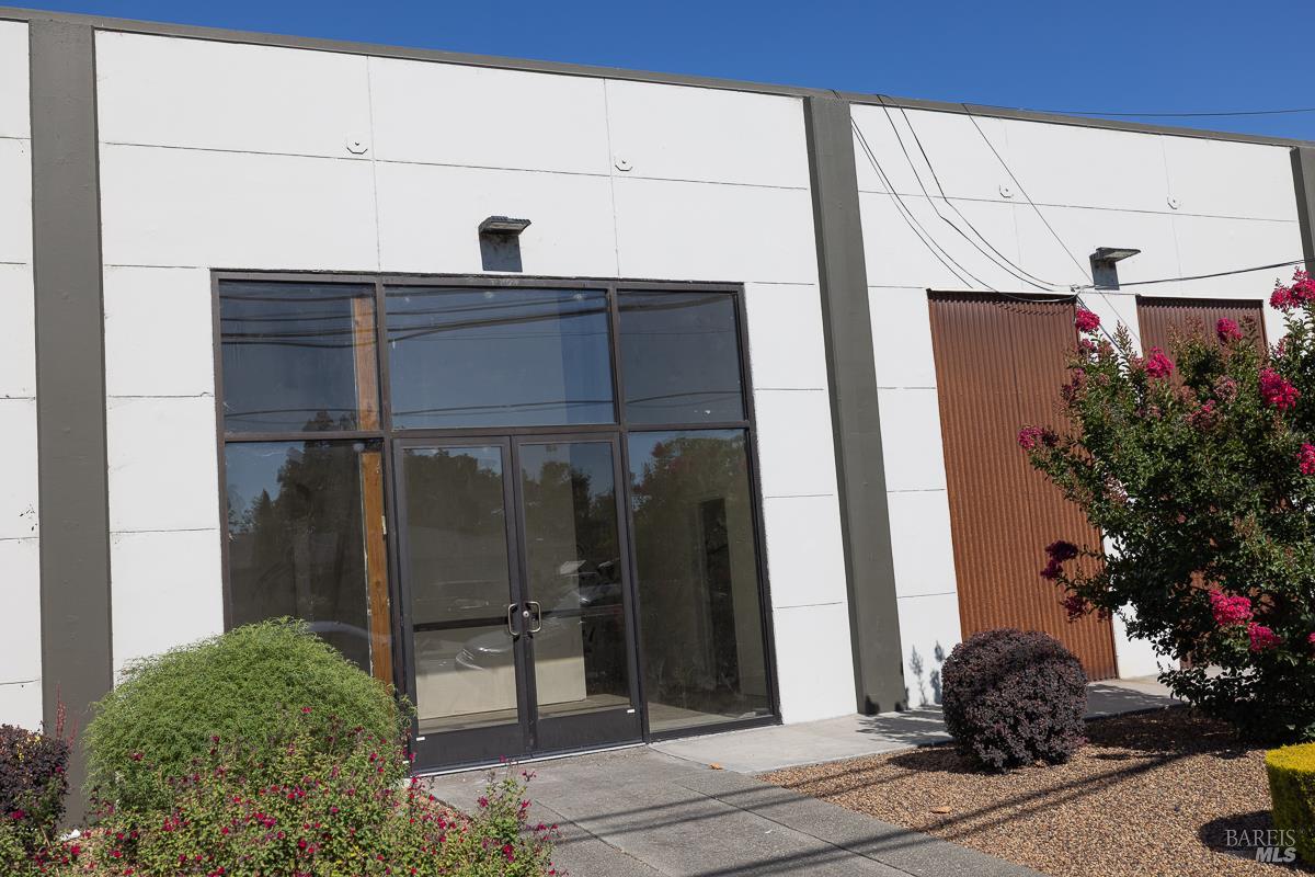 3075 Coffey Lane Santa Rosa CA 95403