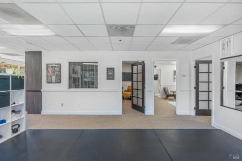190 Wikiup Drive Santa Rosa CA 95403