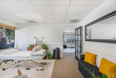 190 Wikiup Drive Santa Rosa CA 95403