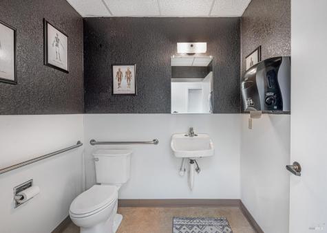 190 Wikiup Drive Santa Rosa CA 95403