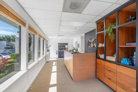 190 Wikiup Drive Santa Rosa CA 95403