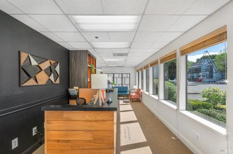 190 Wikiup Drive Santa Rosa CA 95403