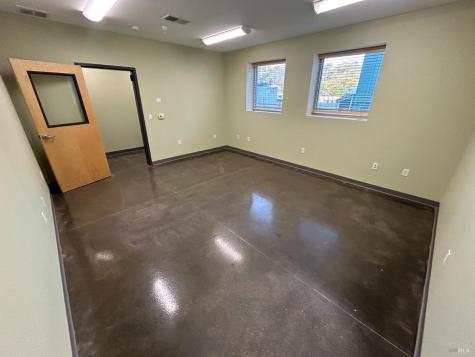 140 Grove Court Healdsburg CA 95448